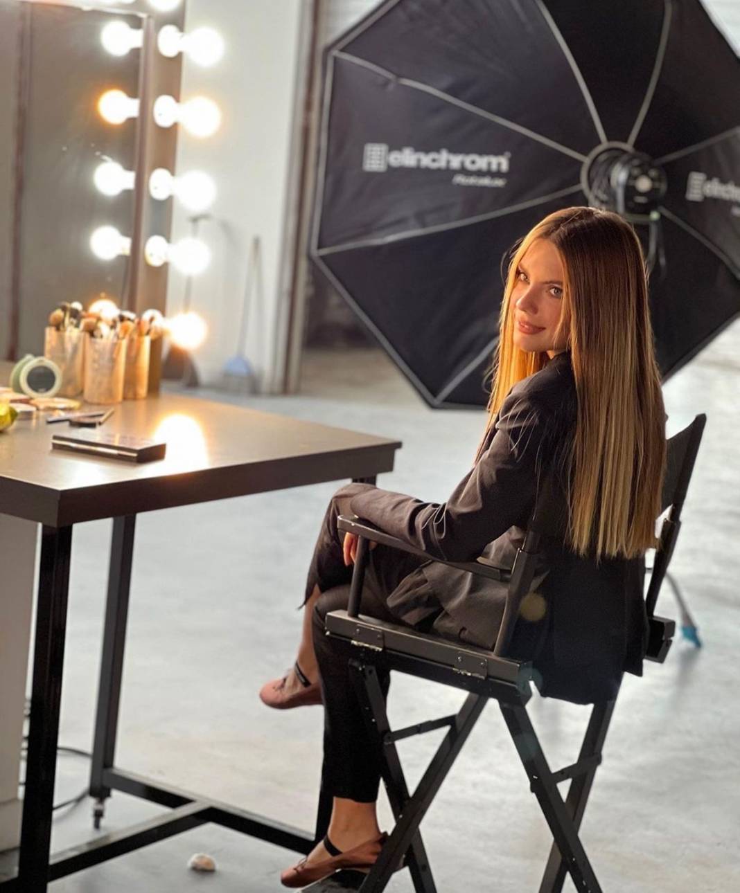 Ben taş değilim! Anıtkabir ziyaretinde gözyaşlarını tutamayan Eda Ece, gelen yorumlara tepki gösterdi 8